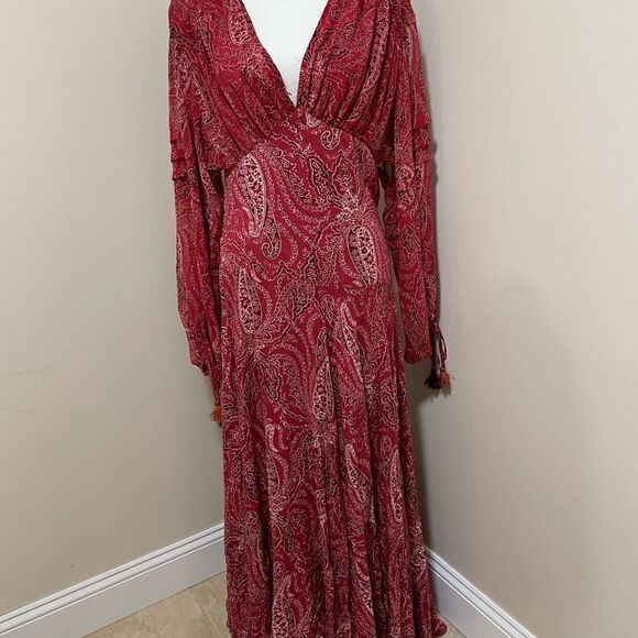 New Free People Mirage Paisley Maxi
Dress Red Mix Print Empire Waist size 0 - Picture 5 of 9
